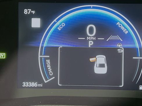 Used 2025 Toyota Camry LE w/ Convenience Package FWD image 22