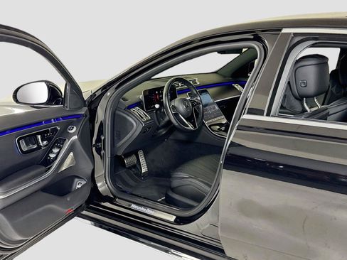 Used 2023 Mercedes-Benz S 500 4MATIC image 12