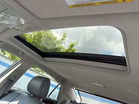 Used 2008 Toyota Avalon Limited FWD image 11