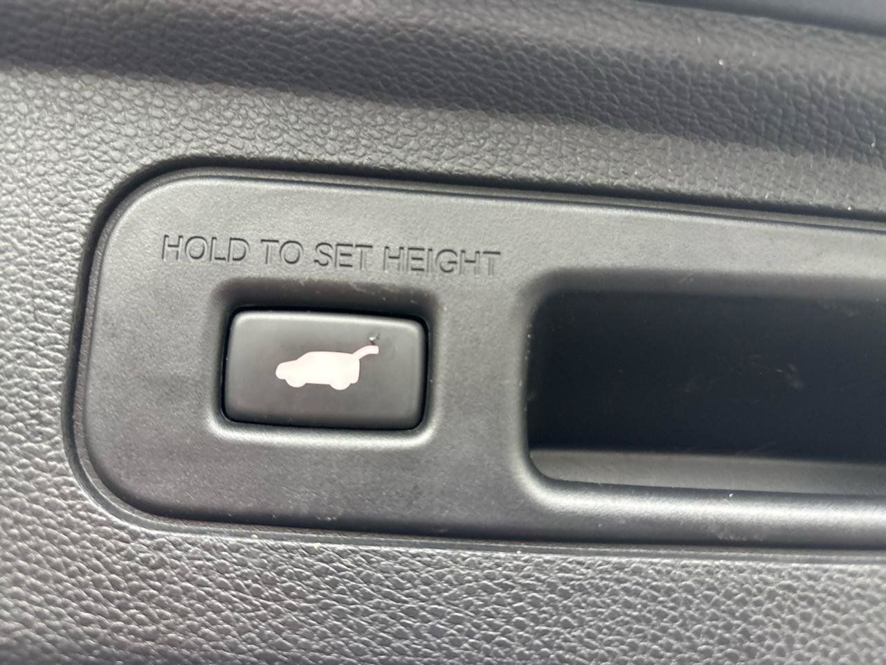 Used 2025 Honda Odyssey EX-L image 6