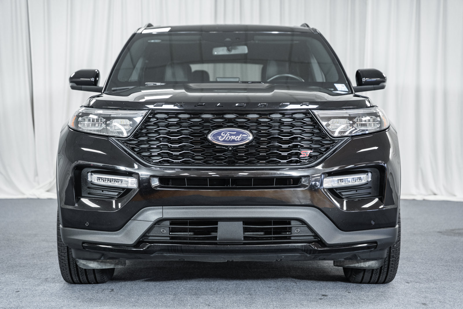 Certified 2023 Ford Explorer ST w/ Equipment Group 401A AWD/4WD image 2