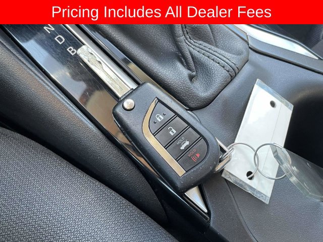 Used 2024 Toyota Corolla LE FWD image 35