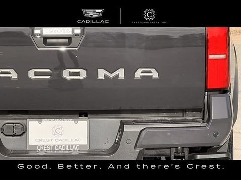 Used 2025 Toyota Tacoma Limited AWD/4WD image 5