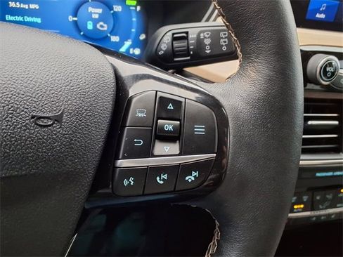 Used 2021 Ford Escape Titanium w/ Titanium Elite Package image 14