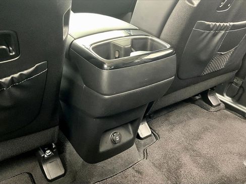 Used 2024 Kia Telluride S w/ S Sunroof Package image 34