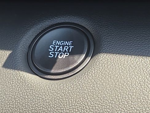 New 2026 Hyundai Elantra Sport FWD image 23