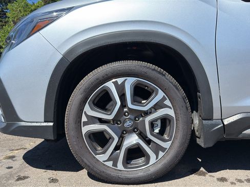 Used 2025 Subaru Ascent Touring w/ Popular Package #1 AWD/4WD image 28