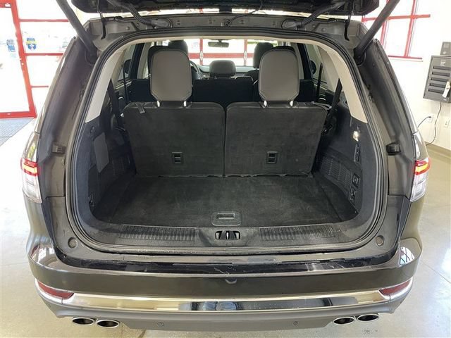 Used 2023 Lincoln Aviator AWD image 31