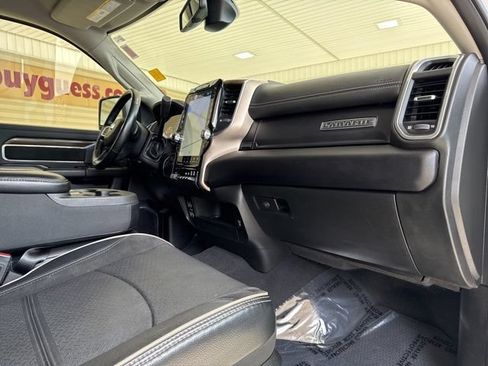 Used 2024 RAM 2500 Laramie AWD/4WD image 27