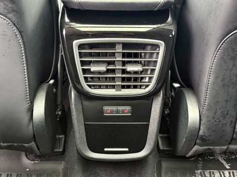 Used 2022 Lincoln Nautilus Reserve image 21