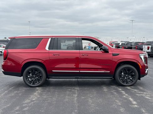 New 2026 GMC Yukon XL Elevation w/ Elevation Premium Package image 10