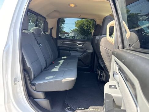 Used 2019 RAM 1500 Big Horn RWD image 24