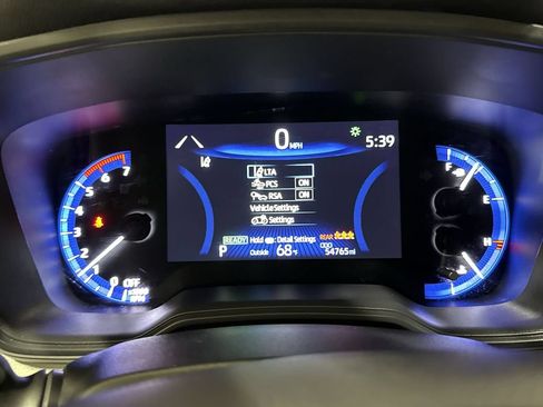 Used 2022 Toyota Corolla LE FWD image 12