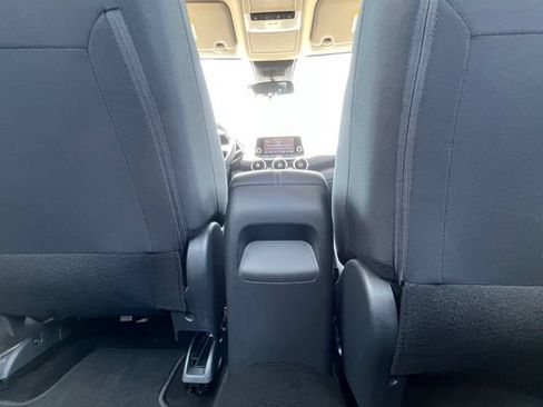 Used 2025 Nissan Sentra S FWD image 30