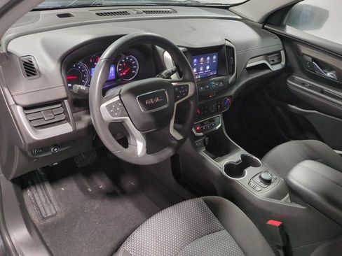 Used 2023 GMC Terrain SLE w/ Driver Convenience Package image 10