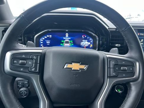 Certified 2025 Chevrolet Silverado 1500 LTZ w/ Technology Package image 31