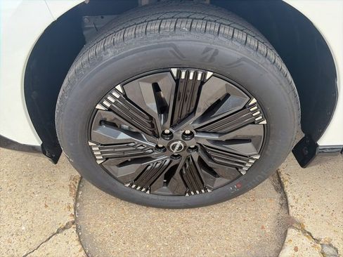 New 2026 Nissan Murano Platinum image 10