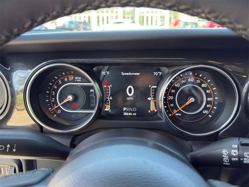 Used 2020 Jeep Wrangler Unlimited Sport image 22