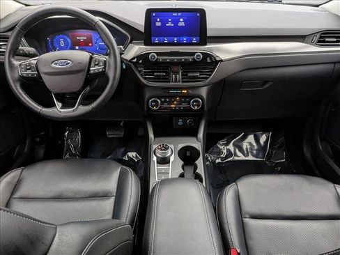 Used 2021 Ford Escape Titanium w/ Class II Trailer Tow Package image 19