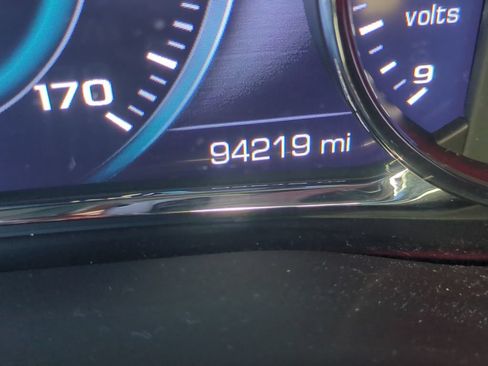 Used 2017 GMC Acadia Denali w/ Technology Package FWD image 32