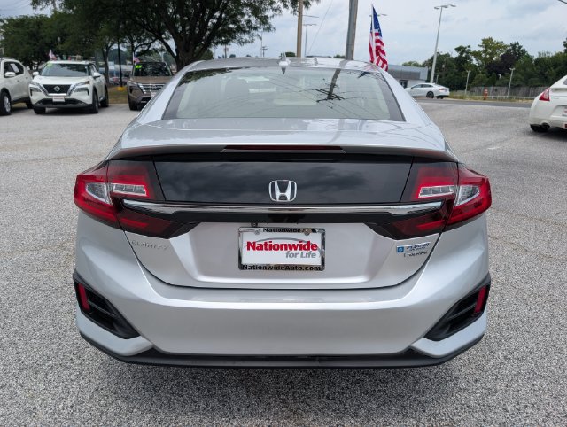Used 2018 Honda Clarity Touring image 4