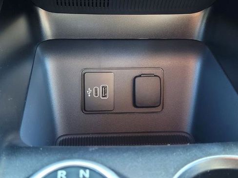 New 2026 Ford Explorer ST-Line w/ ST-Line Street Pack image 24