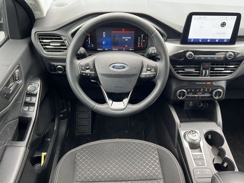 Used 2024 Ford Escape Active FWD image 8