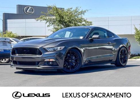 Used 2017 Ford Mustang GT w/ Black Accent Package RWD image 1