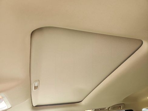 Used 2015 Toyota Highlander XLE AWD/4WD image 18