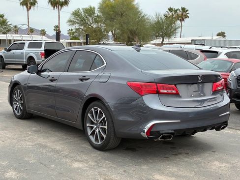 Used 2018 Acura TLX V6 FWD image 4
