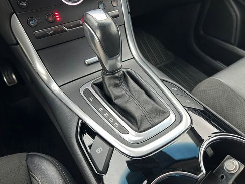 Used 2018 Ford Edge Sport w/ Equipment Group 401A image 18