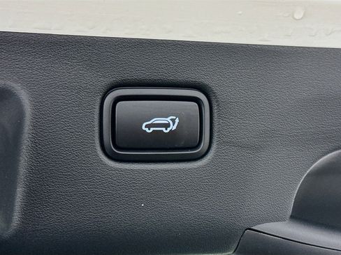 Used 2024 Kia EV6 GT-Line AWD/4WD image 32