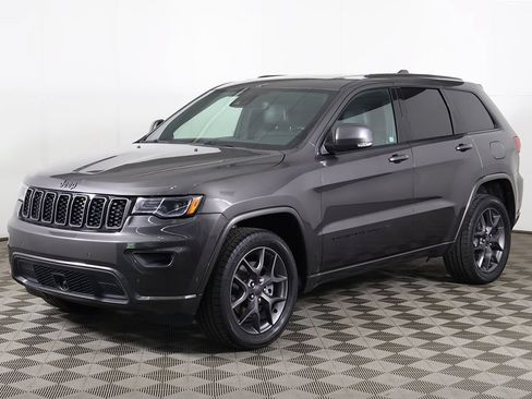 Used 2021 Jeep Grand Cherokee Limited w/ Quick Order Package 28K 80th AWD/4WD image 12