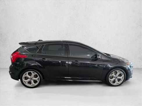 Used 2013 Ford Focus ST image 4