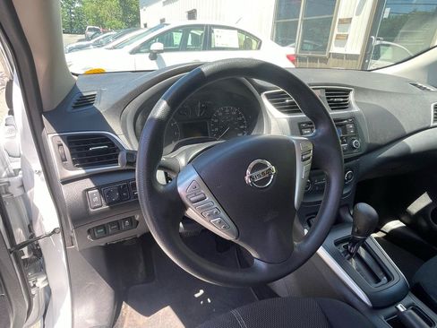 Used 2016 Nissan Sentra S FWD image 12