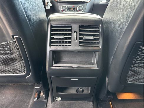 Used 2018 Mercedes-Benz GLS 450 4MATIC image 38