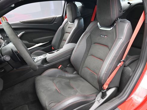 Used 2017 Chevrolet Camaro ZL1 image 28