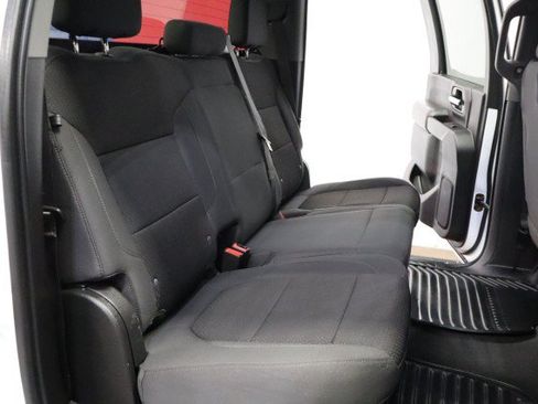 Used 2022 Chevrolet Silverado 2500 Custom w/ Custom Value Package AWD/4WD image 10