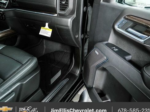 Used 2023 Chevrolet Silverado 1500 RST w/ Redline Edition AWD/4WD image 26