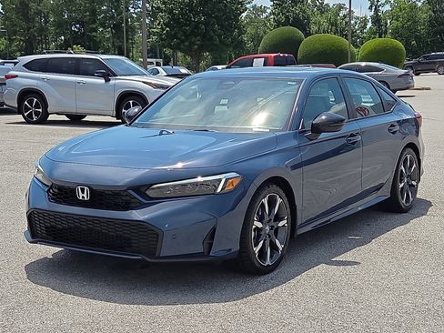 Used 2025 Honda Civic Sport Touring image 2
