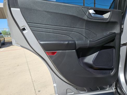 Used 2024 Ford Escape ST-Line FWD image 15