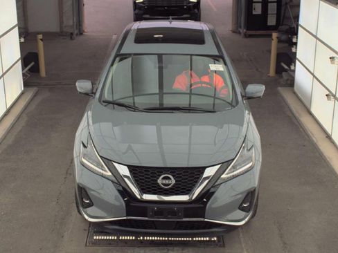 Used 2024 Nissan Murano SL image 2