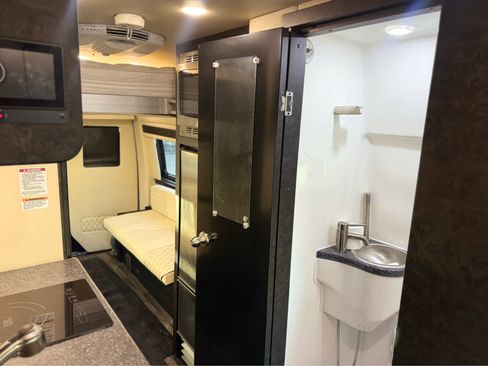 Used 2019 Mercedes-Benz Sprinter 170 image 6