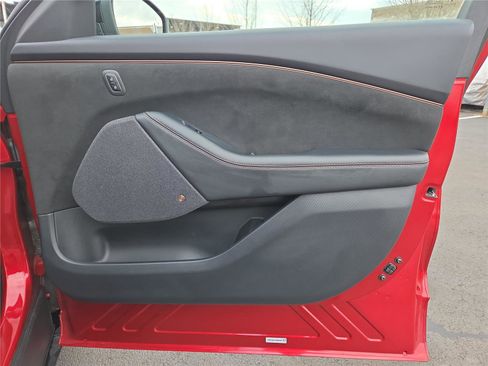 Used 2023 Ford Mustang Mach-E GT image 28