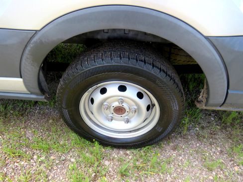 Used 2016 Ford Transit 350 XL image 25