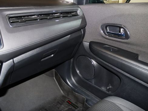 Used 2022 Honda HR-V EX image 46