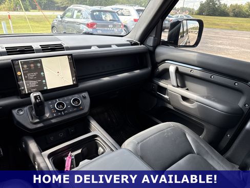 Used 2024 Land Rover Defender 110 V8 image 7