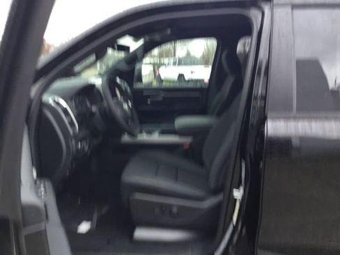 New 2026 RAM 1500 Big Horn AWD/4WD image 13