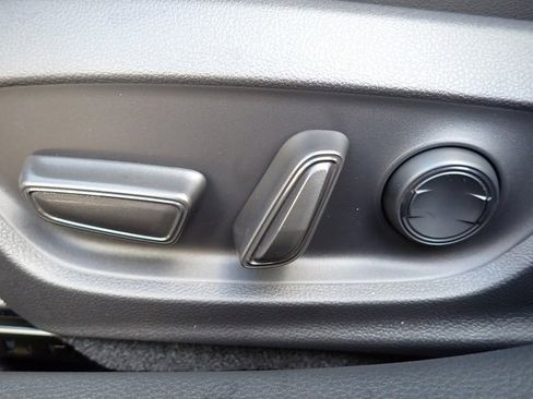 New 2026 Toyota Prius Plug-In Hybrid image 16