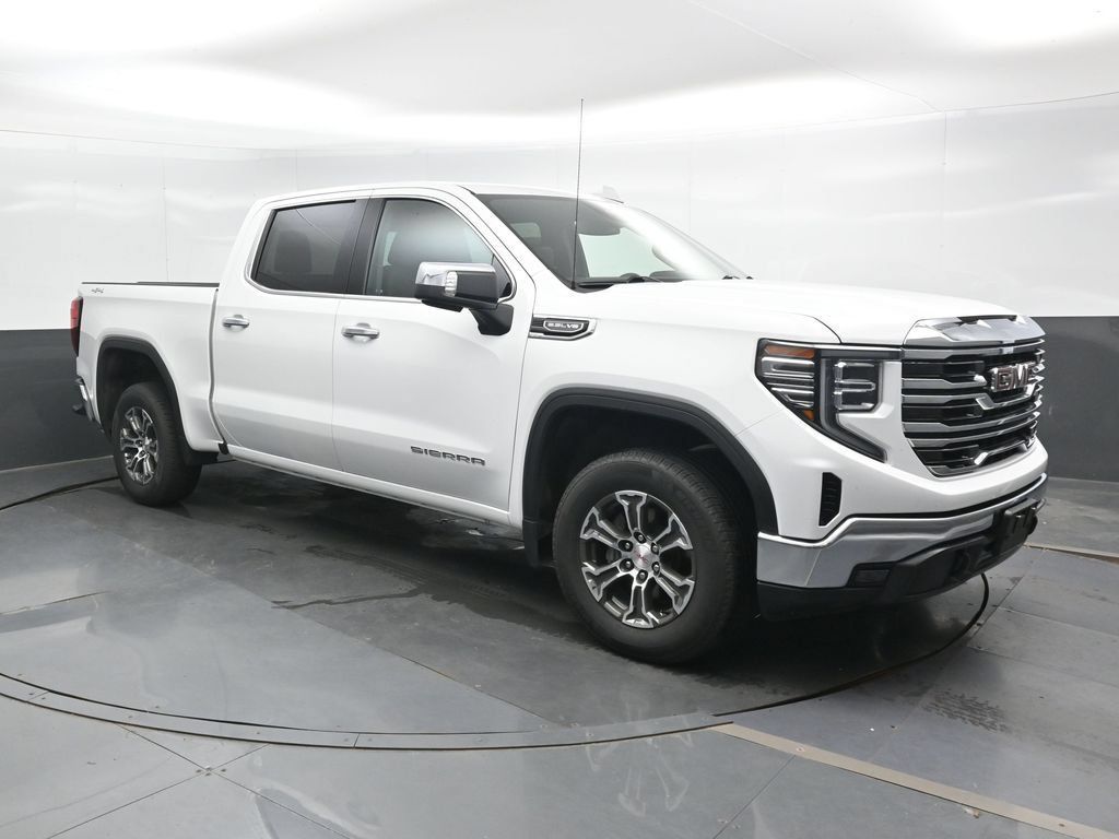 Used 2025 GMC Sierra 1500 SLT AWD/4WD image 6